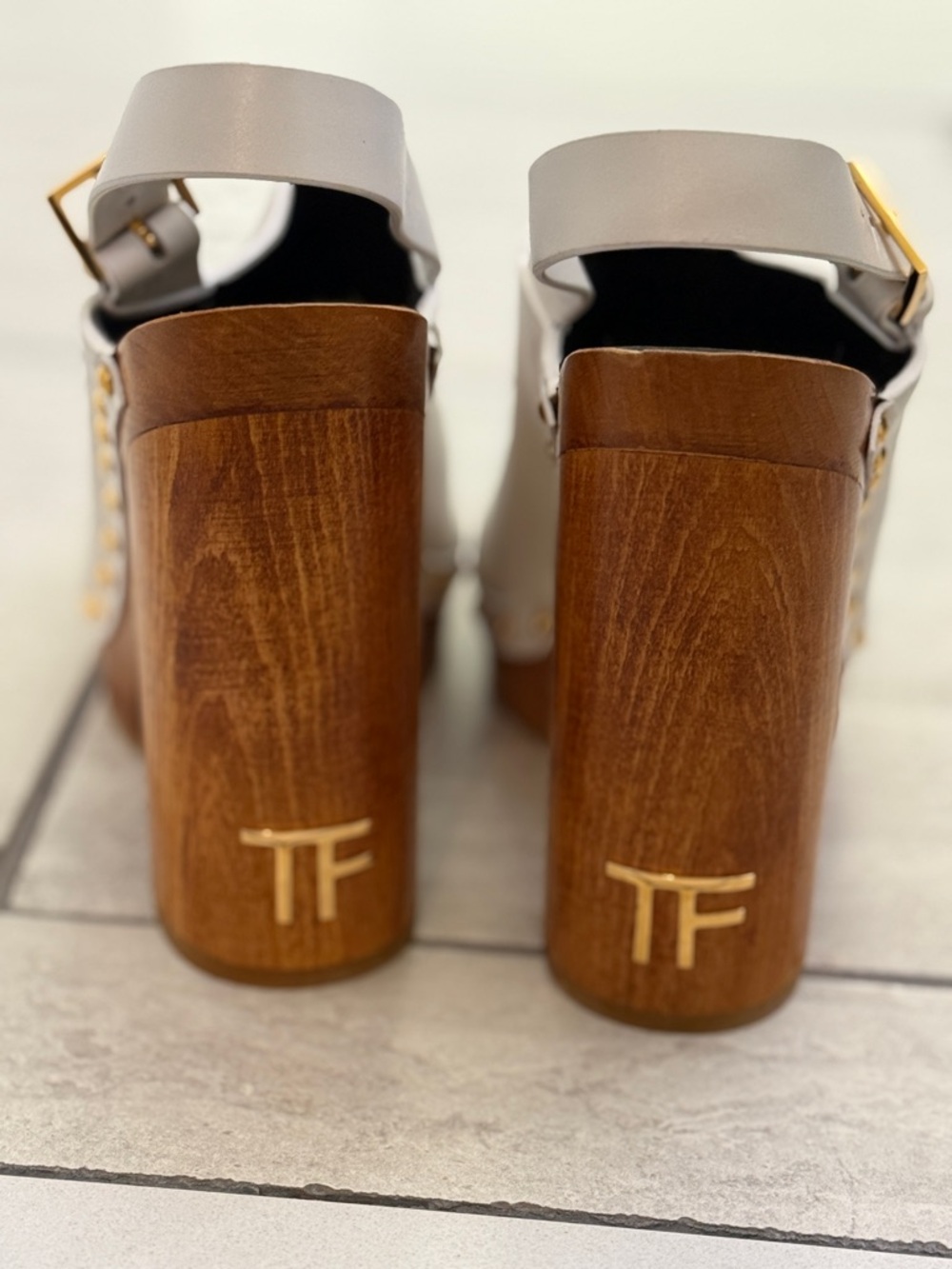 Tom Ford White Leather Platform Slingback Clogs | Gold Stud Trim | size 39.5 - Picture 4 of 13
